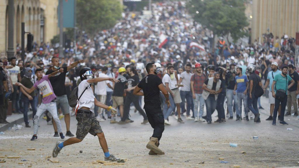 Beirut: la violencia precipita renuncias en el gobierno de El Líbano y abre el camino a nuevas elecciones