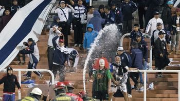 Detuvieron al payaso IT de Quilmes que hizo disturbios contra Boca en Mendoza
