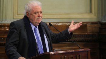 Ginés González García sobre el coronavirus: Estaríamos ante una curva de descenso de la epidemia