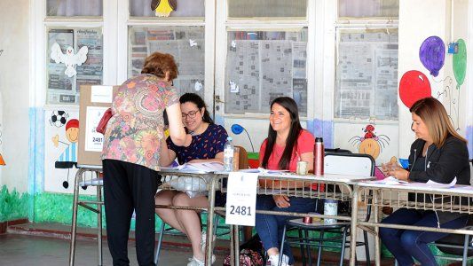 Viento zonda, un accidente y los prófugos que fueron a votar: las perlitas de la votación en Mendoza