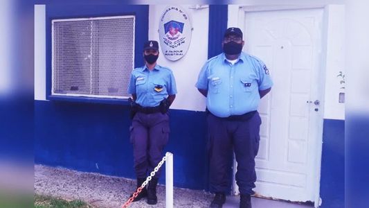 Neuquén: una bebé se descompensó y dos policías la salvaron con maniobras de RCP