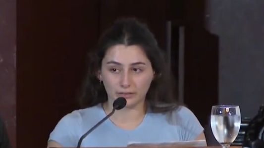El relato de una joven que denunció a su padre por un abuso inexistente y ahora pide que lo liberen