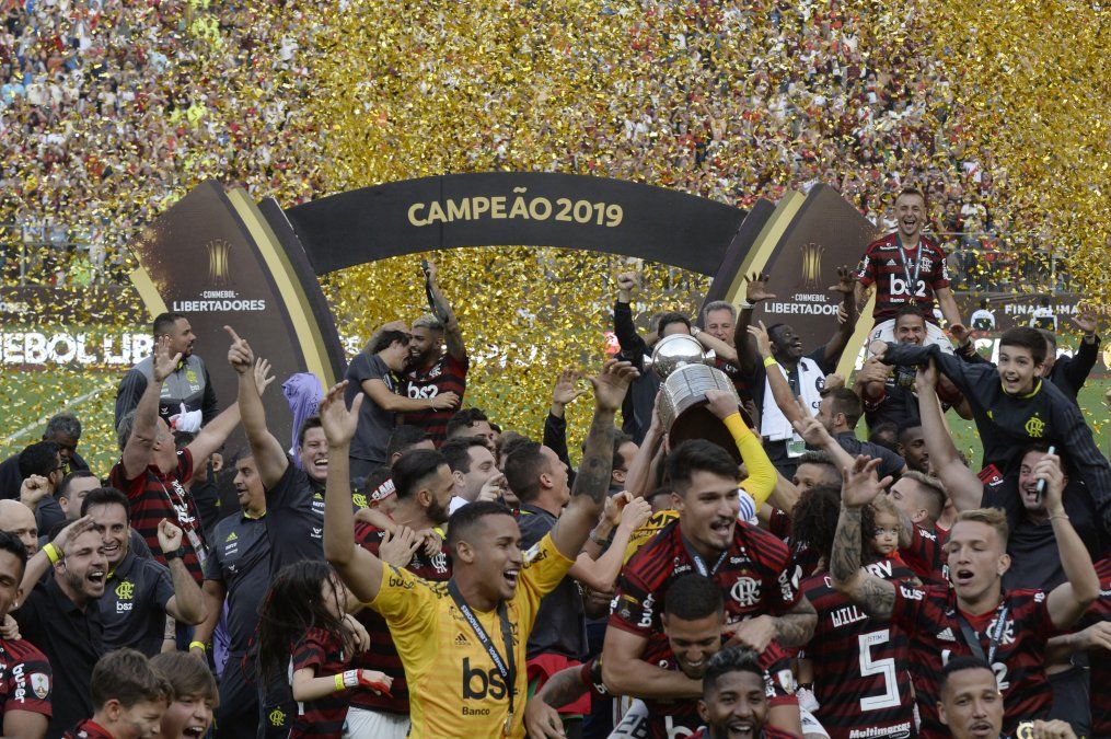 Una figura de Flamengo confesó: Soy de Boca, mi ídolo es Riquelme y ojalá algún día tenga la posibilidad de jugar ahí