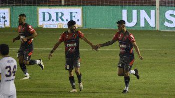 Patronato dio el gran golpe y le ganó a Boca por primera vez en su historia