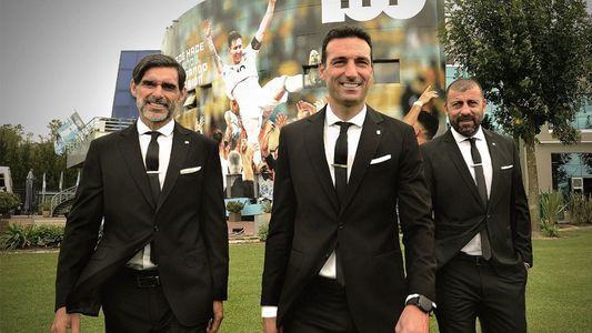 Los productos que la Selección Argentina llevó a Qatar: yerba, caramelos y la ropa de un jugador sorpresa