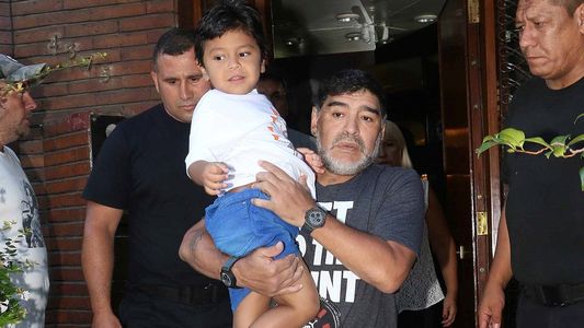 Se filtró audio con dura autocrítica de Maradona por no ver a su hijo Dieguito