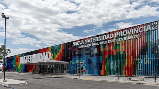 Tragedia en Córdoba: un bebé de 2 meses llegó sin vida al hospital y sospechan de su hermana de 3 años