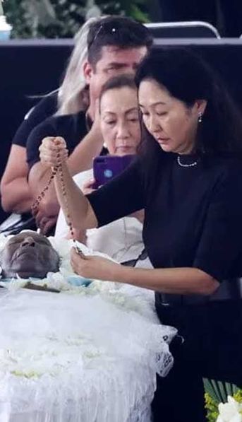 El proceso al que se sometió el cuerpo de Pelé para ser velado a cajón abierto
