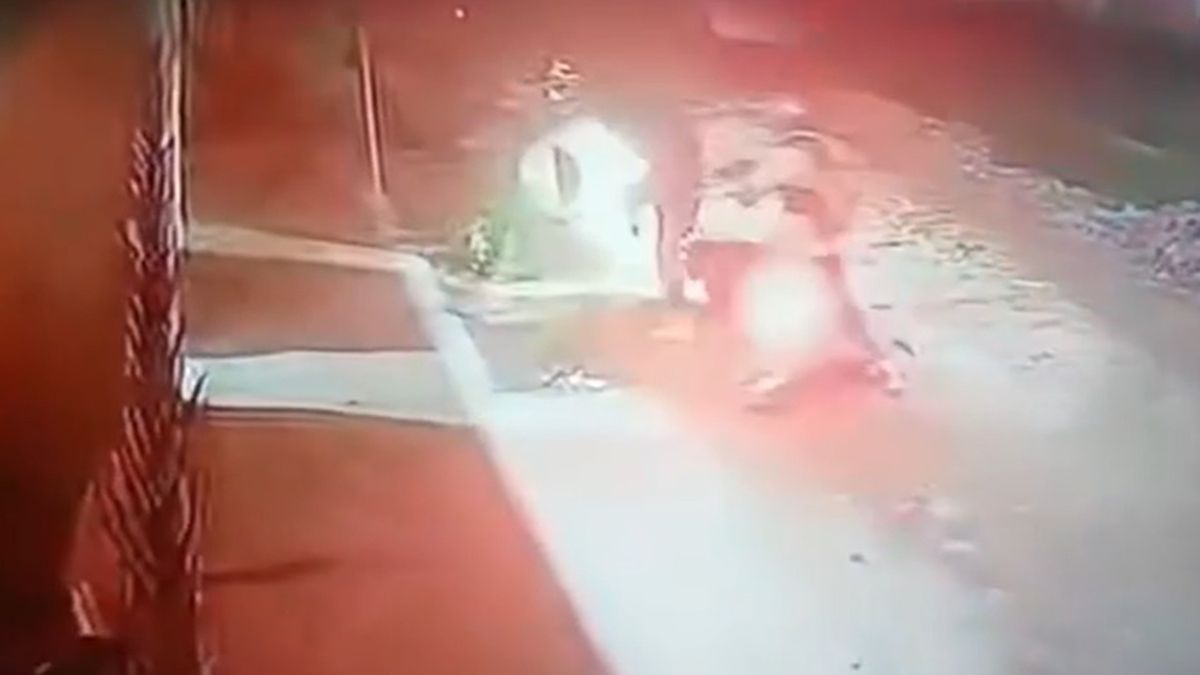 Brutal ataque narco: sicarios irrumpieron en un búnker y acribillaron a un hombre. (Foto: captura de video)