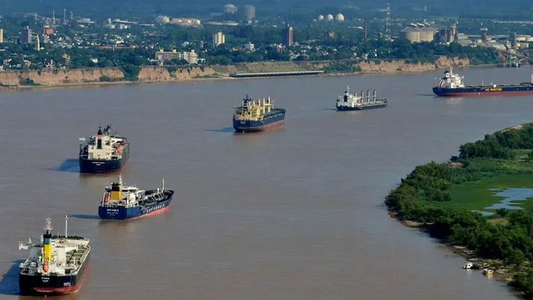 Cómo afecta el conflicto de la Hidrovía a las PyMEs argentinas y paraguayas