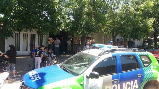 El lunes le prohibieron acercarse a su familia; hoy asesinó a su ex, a sus dos hijos, a un vecino y se suicidó