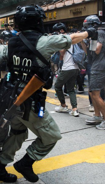 Hong Kong: la nueva ley de seguridad se estrenó con más de 180 detenidos en una protesta