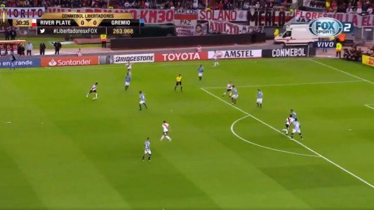 Palacios, con dos remates de afuera, generó las únicas dos chances de River en el primer tiempo
