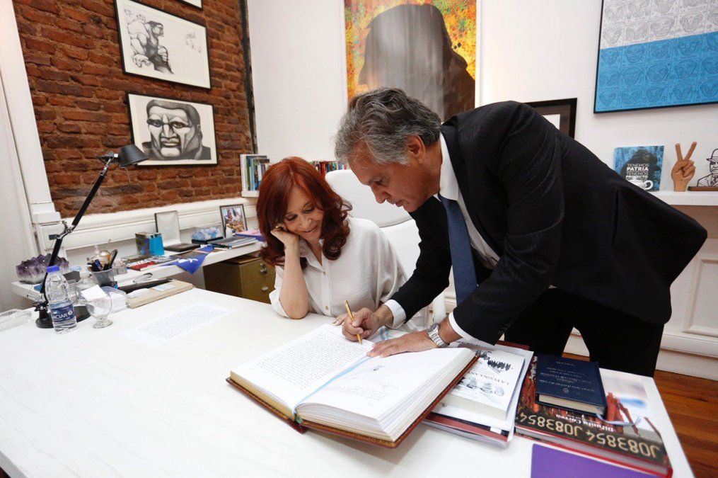 Desde el Instituto Patria, Cristina vuelve a ser presidenta