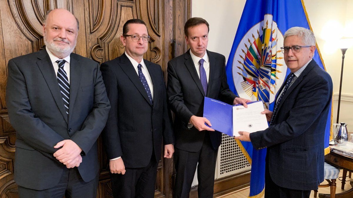 El informe final de la OEA denuncia una manipulación dolosa en las elecciones que dieron triunfador a Evo Morales