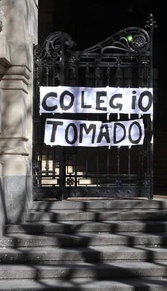 Se levantó la toma del colegio Mariano Acosta, pero no descartan más reclamos