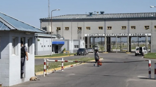 ¿Intoxicados con drogas en el penal de Ezeiza?: un preso murió y otros tres están internados