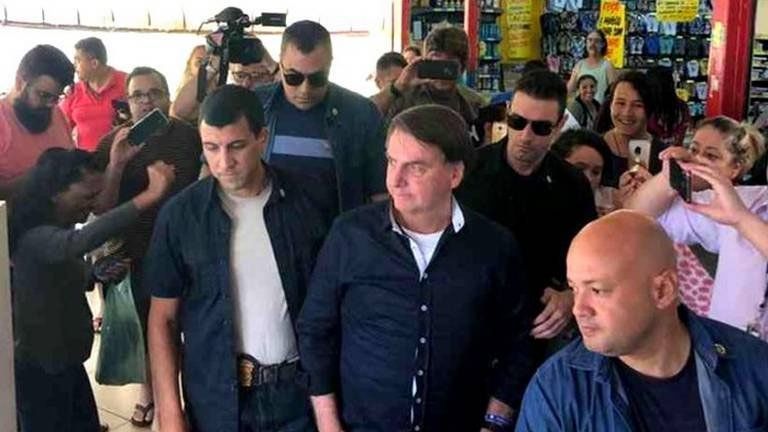 Twitter eliminó dos mensajes de Jair Bolsonaro sobre el COVID-19 por violar las reglas de las red social