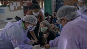 Brasil superó las 100.000 muertes y tres millones de contagios por coronavirus