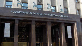 La AFIP pedirá a la Justicia la “intervención completa” de OCA: reclama una deuda de $5000 millones
