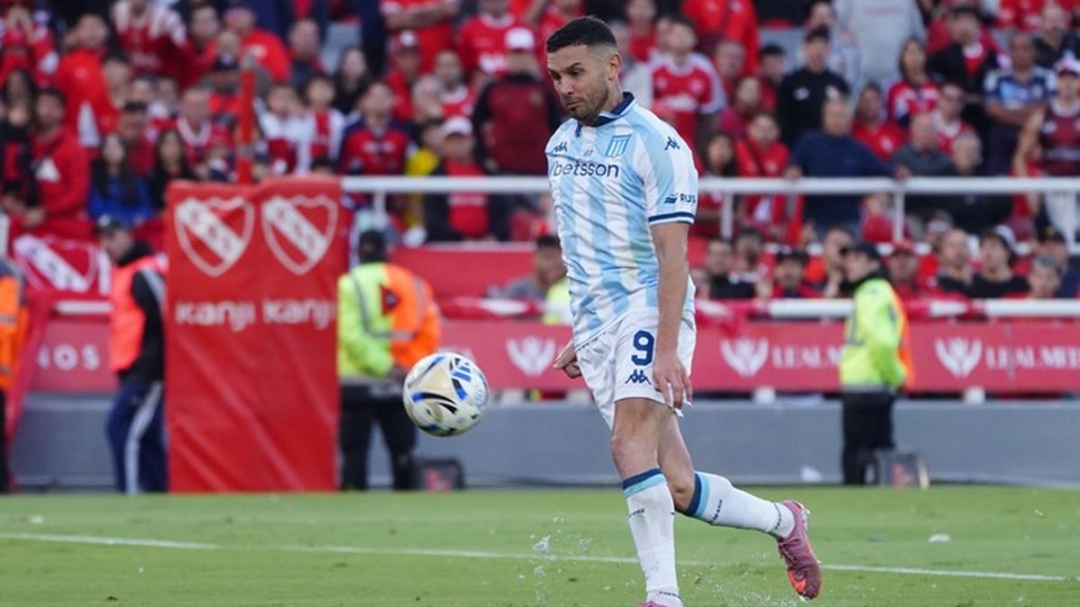 La Academia falló un penal en el primer tiempo. La Academia falló un penal en el primer tiempo.