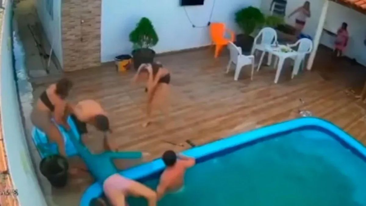 Una nena de 13 años quedó atascada en el filtro de la pileta y se salvó de milagro