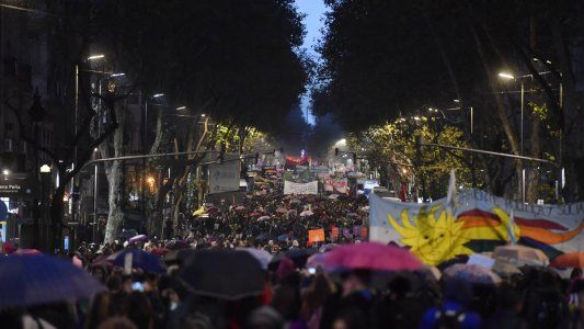 Hebe de Bonafini se sumó a la marcha con su pañuelo verde