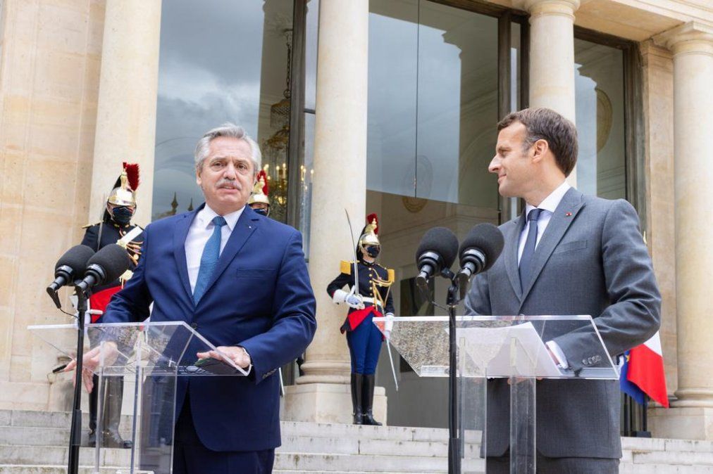 Antes de reunirse con Emmanuel Macron en París