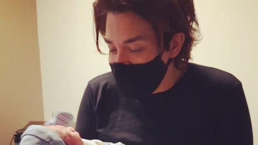 Héctor González ya es papá