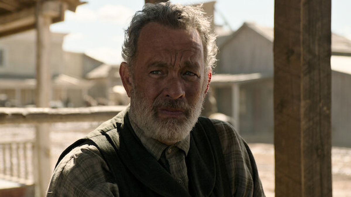 Tom Hanks brilla en Noticias del gran mundo