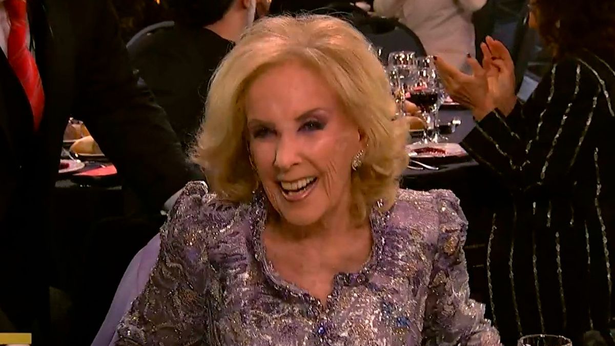 La inesperada sorpresa que recibió Mirtha Legran en los premios Martín Fierro 2026
