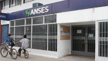 Pensiones No Contributivas, refuerzo de $15.000, programas: quiénes cobran este viernes 7