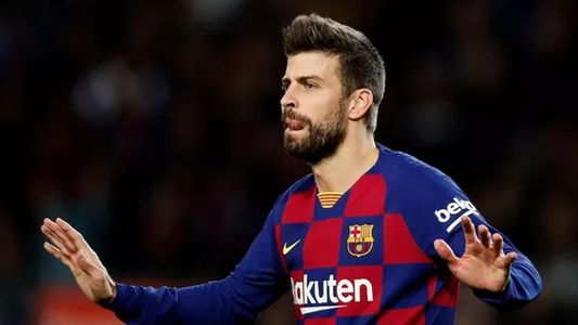 Piqué publicó en Twitter una captura de pantalla de sueldo y estallaron las reacciones en las redes sociales