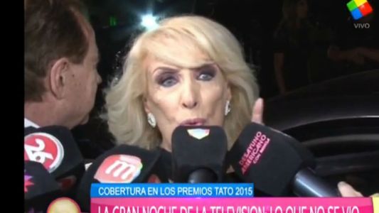 La opinión de Mirtha Legrand sobre las caricias de Juanita Viale con una amiga