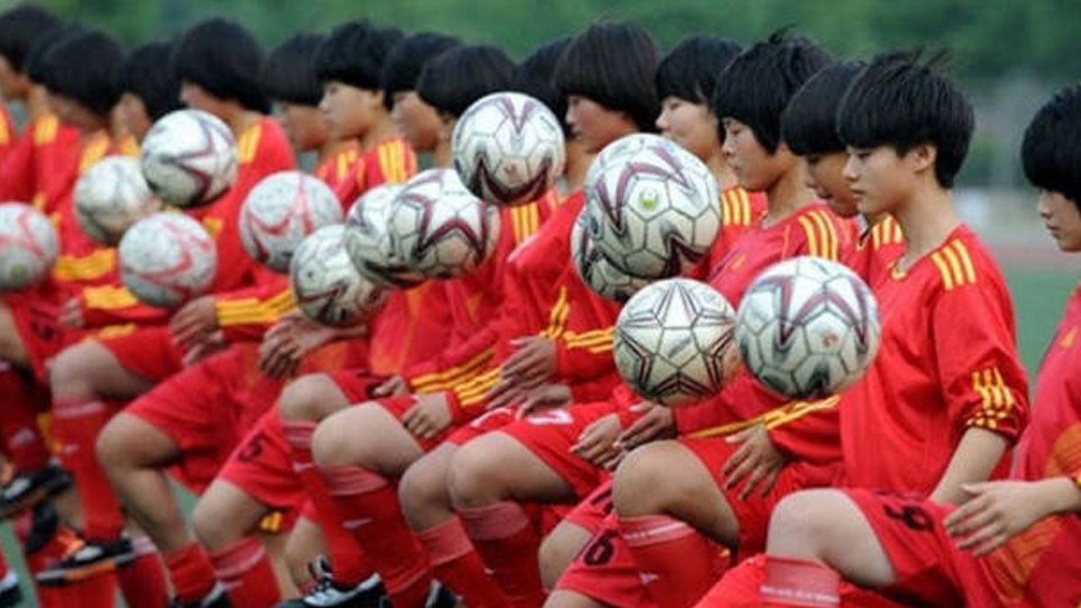 China planea construir 20 ciudades del fútbol para 2025.