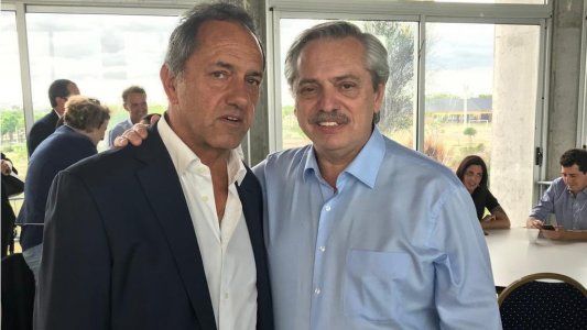 Como hace cuatro años atrás, Scioli estará en el debate: viajó a Santa Fe junto a la comitiva de Alberto