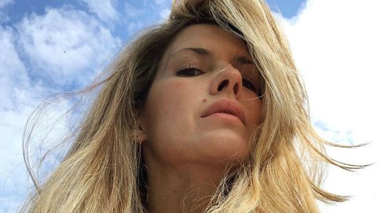 Isabel Macedo soprendió con su cambio de look ¡rubia a pleno!