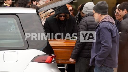 La muerte de Ernestina Pais: las fotos de la última despedida en el cementerio de la Chacarita