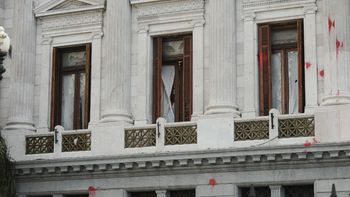 Tras el ataque al despacho de Cristina Kirchner: ¿a qué se destinarán los $6 millones estimados para reparar los daños?