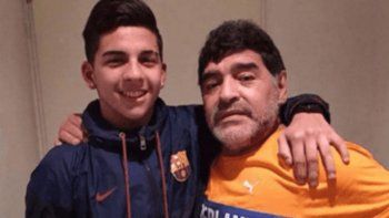 El sobrino nieto de Diego Maradona concentra en River