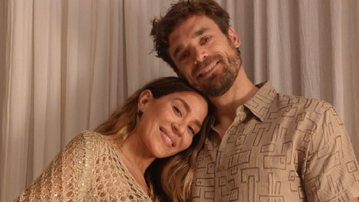 Las fotos y divertido video de la especial Navidad de Jimena Barón embarazada: Humano adentro