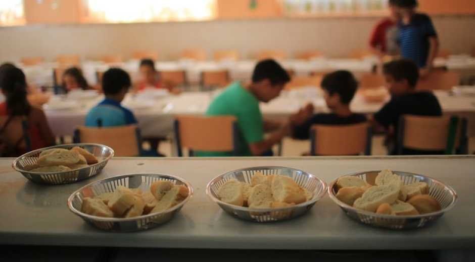 Denuncian que falta comida en los comedores comunitarios, y hay  versiones cruzadas entre el gobierno anterior y el actual