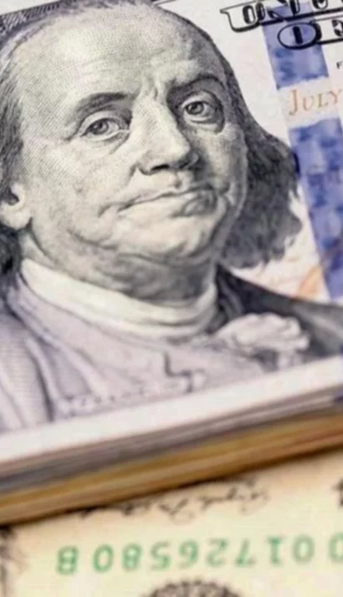 Dólar y dólar blue: a cuánto cotizan las divisas este jueves 25 de abril