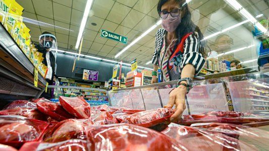 Preocupado por la inflación, el Gobierno aumenta su red de control de precios a todo el país