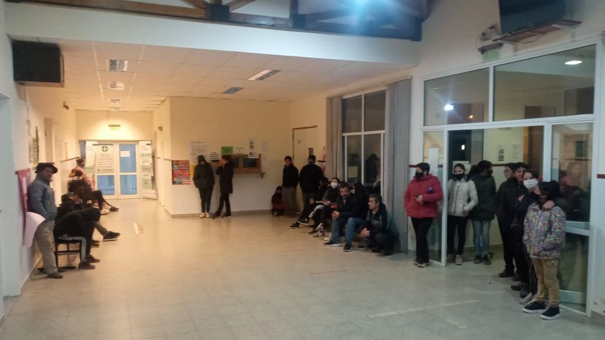 Del total de los alumnos intoxicados 19 quedaron internados en observación.
