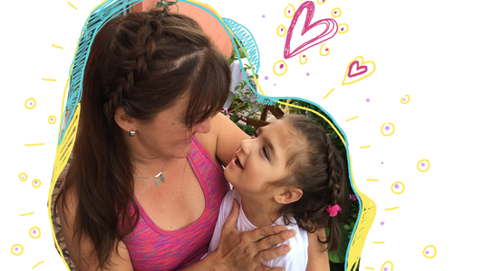 Día del Niño: creó una marca de juguetes para niños con discapacidad a partir de la experiencia con su hija