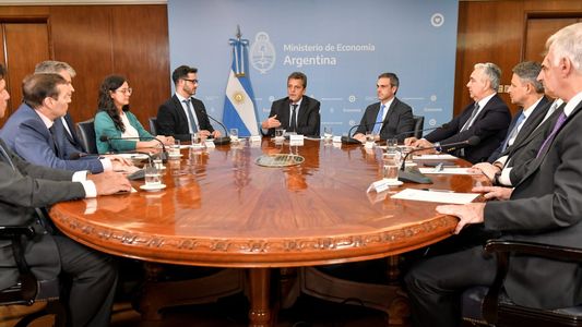 El Gobierno cerró un acuerdo de precios con laboratorios y congela los medicamentos hasta octubre