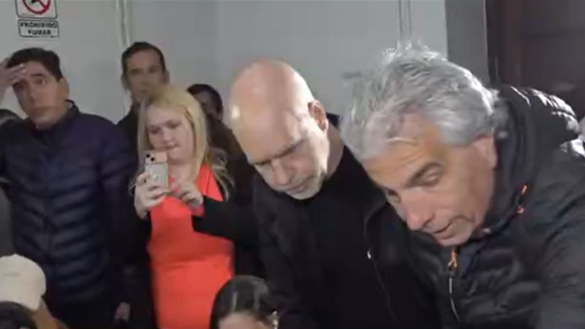 Elecciones CABA 2025: la accidentada votación de Horacio Rodríguez Larreta. (Foto: captura de video)