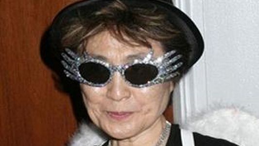 Yoko Ono se convirtió, a los 77 años, en la reina del dance