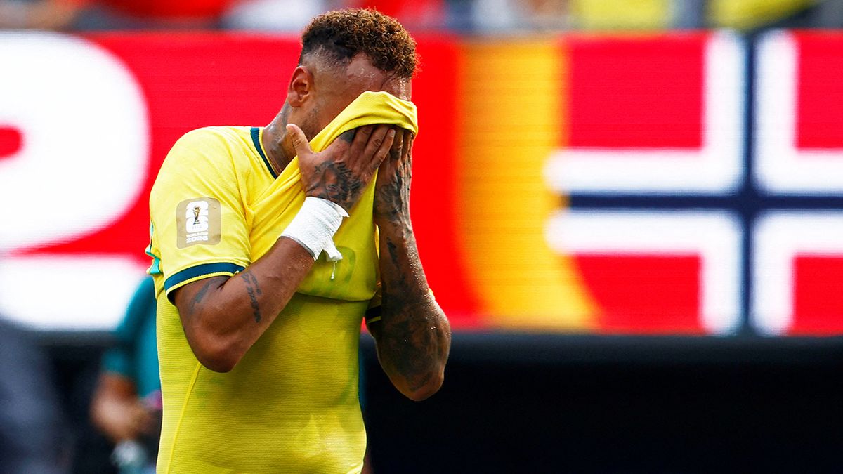 Neymar estall&oacute; en llanto por la derrota de Brasil ante Noruega. (Foto: Reuters)